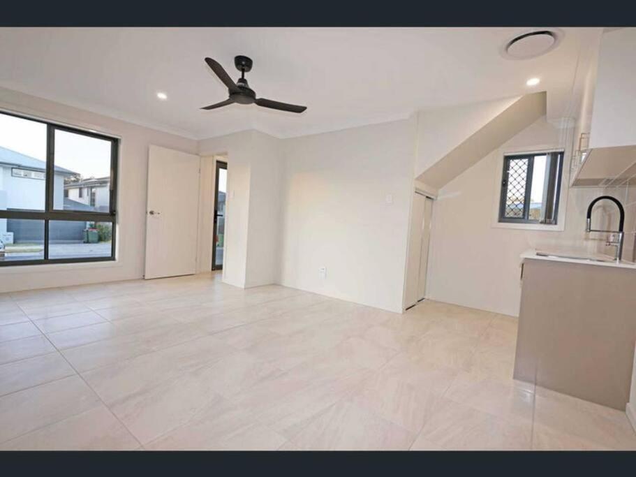 One Bedroom Apartment Brisbane Bagian luar foto